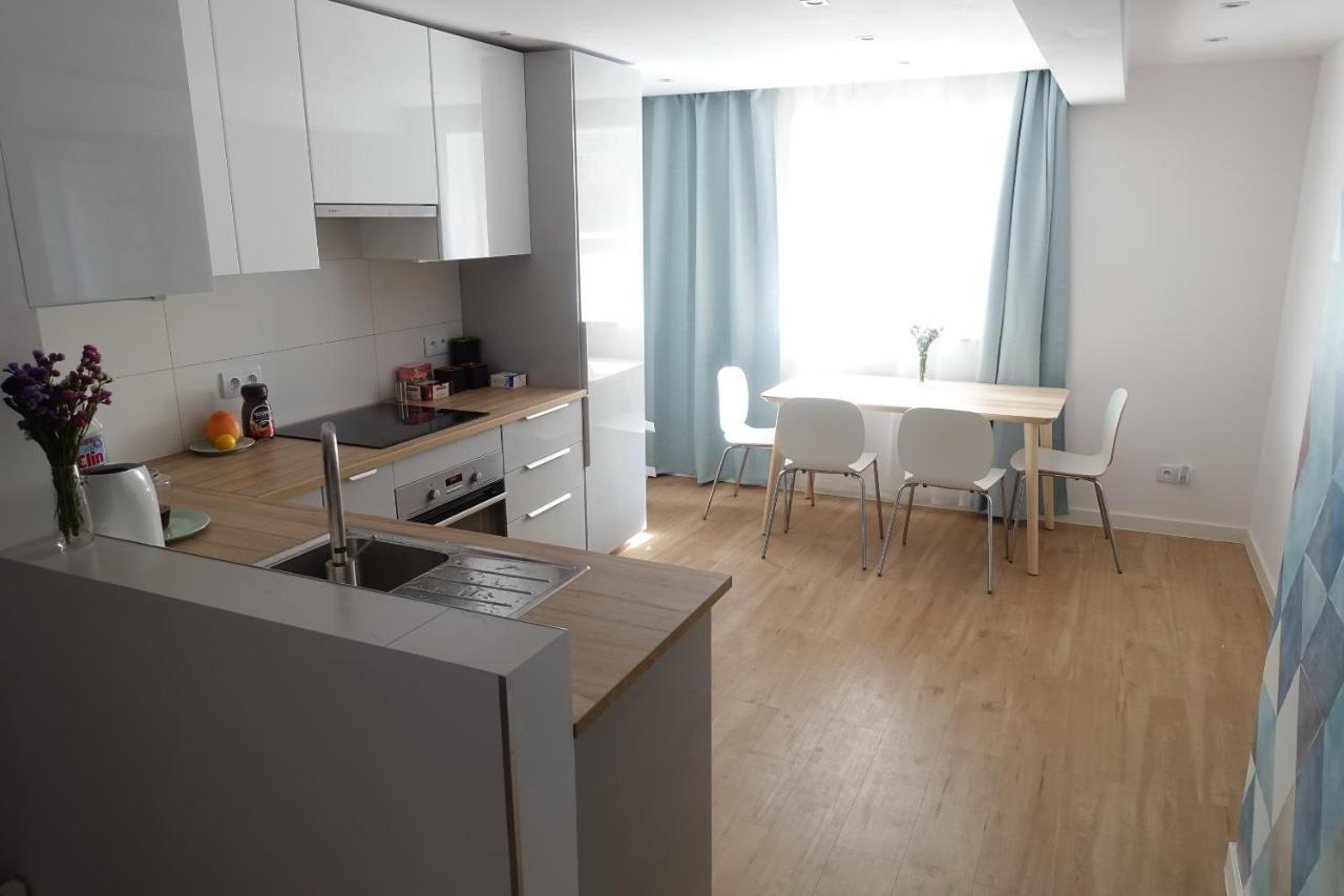 Three Rooms Apartment Krakow Ngoại thất bức ảnh