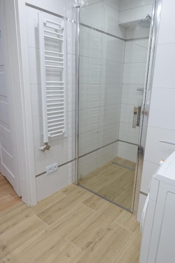 Three Rooms Apartment Krakow Ngoại thất bức ảnh